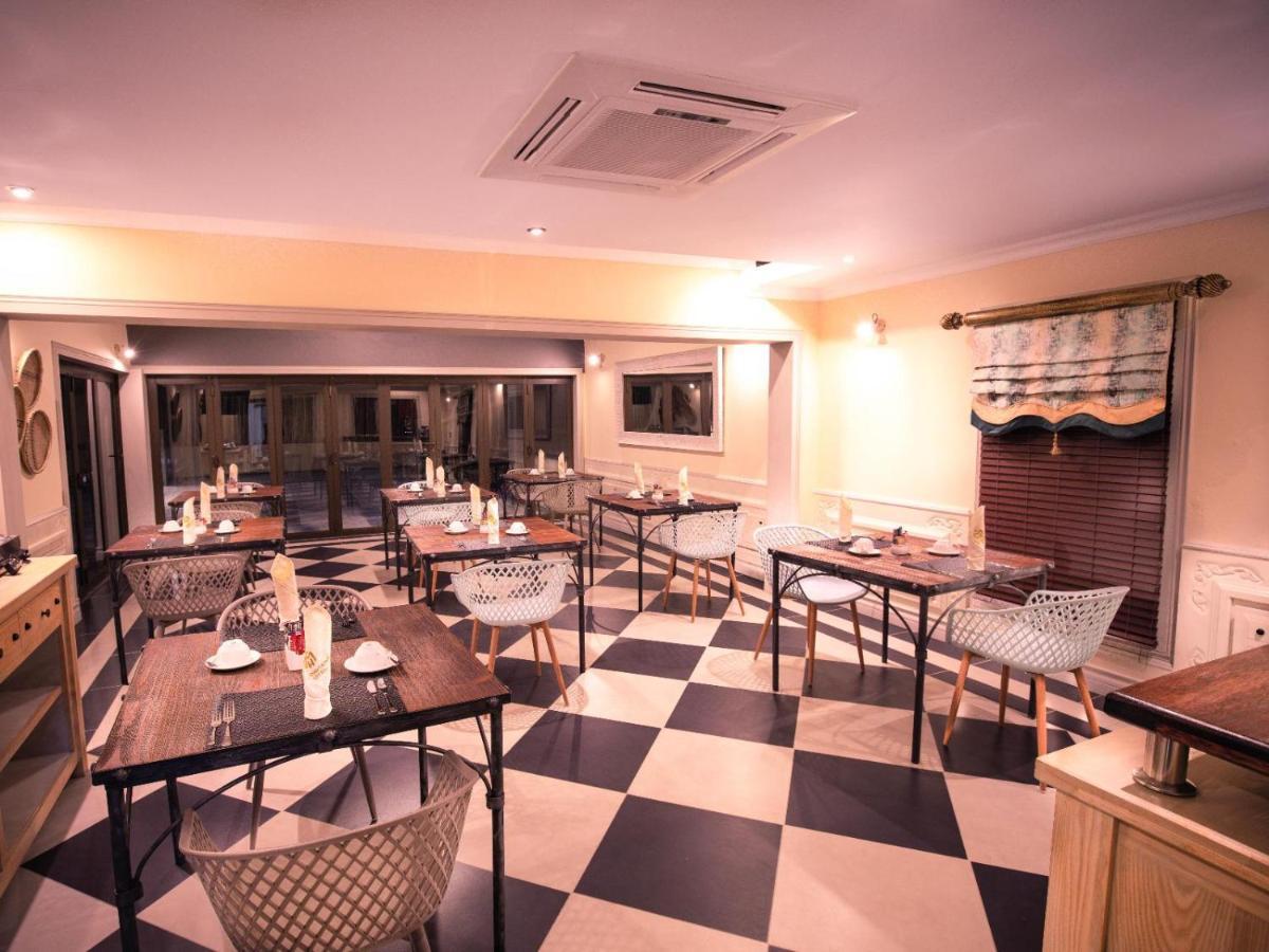 Masingitana Hotel Acornhoek Экстерьер фото